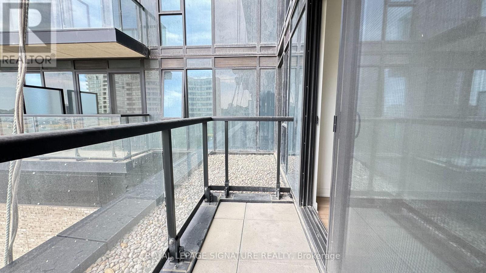 326 - 86 Dundas Street E, Mississauga, Ontario  L5A 1W4 - Photo 14 - W12871286