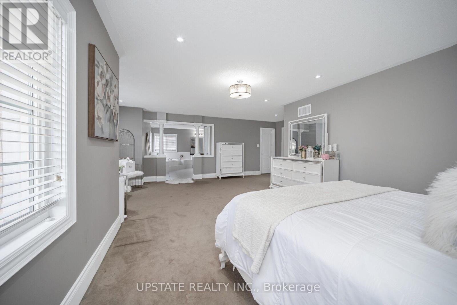 2 Beachville Circle, Brampton, Ontario  L6X 0V4 - Photo 22 - W12871324