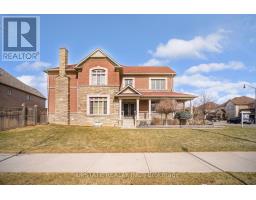 2 BEACHVILLE CIRCLE, Brampton, Ontario