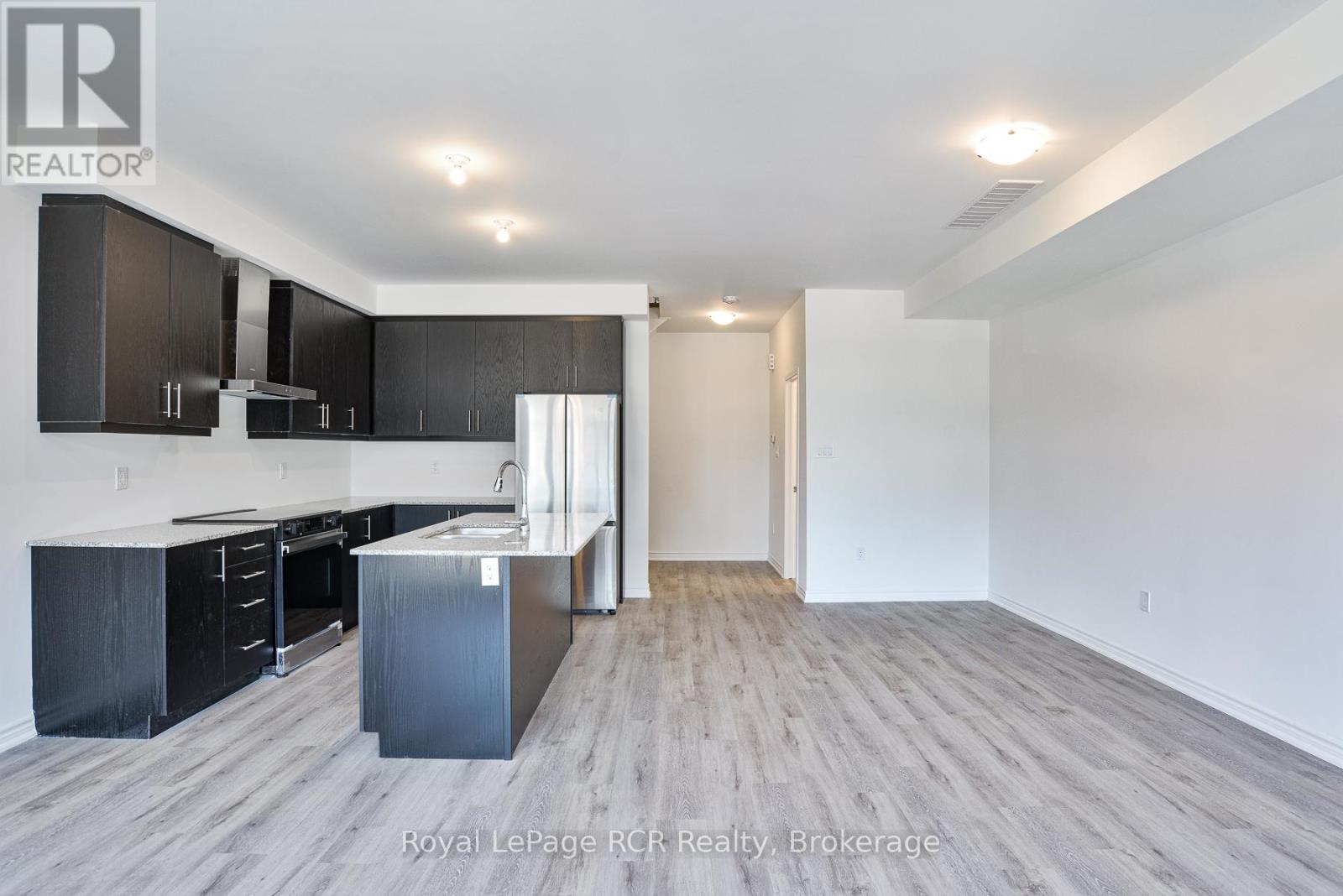 27 Wyn Wood Lane, Orillia, Ontario  L3V 8P7 - Photo 12 - S12631320