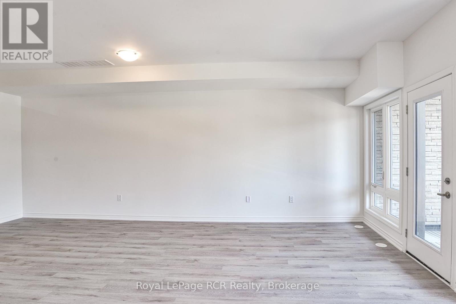 27 Wyn Wood Lane, Orillia, Ontario  L3V 8P7 - Photo 11 - S12631320