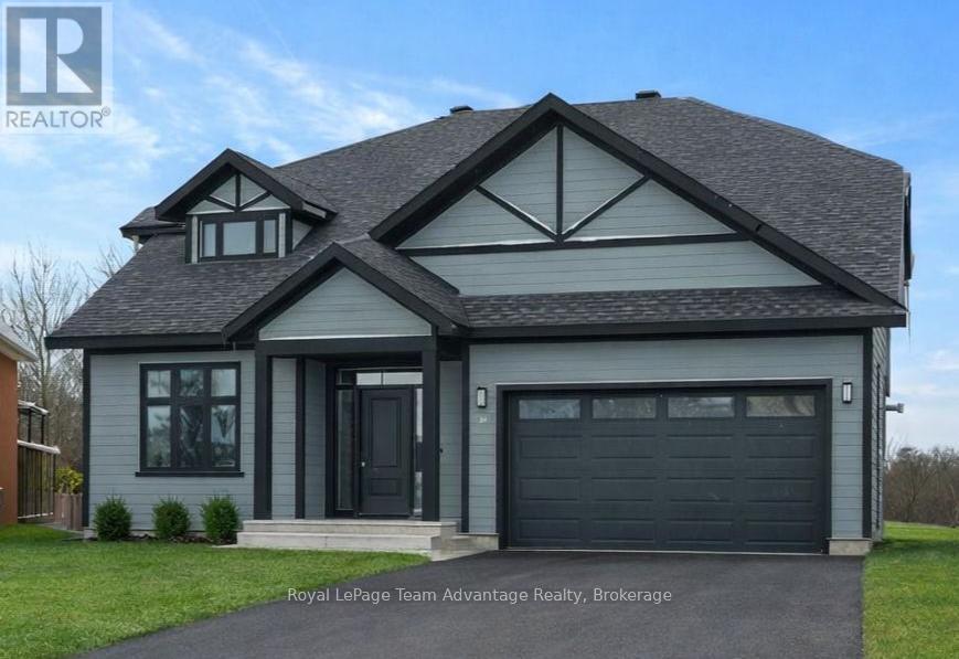 18 AVERY COURT, Parry Sound, Ontario