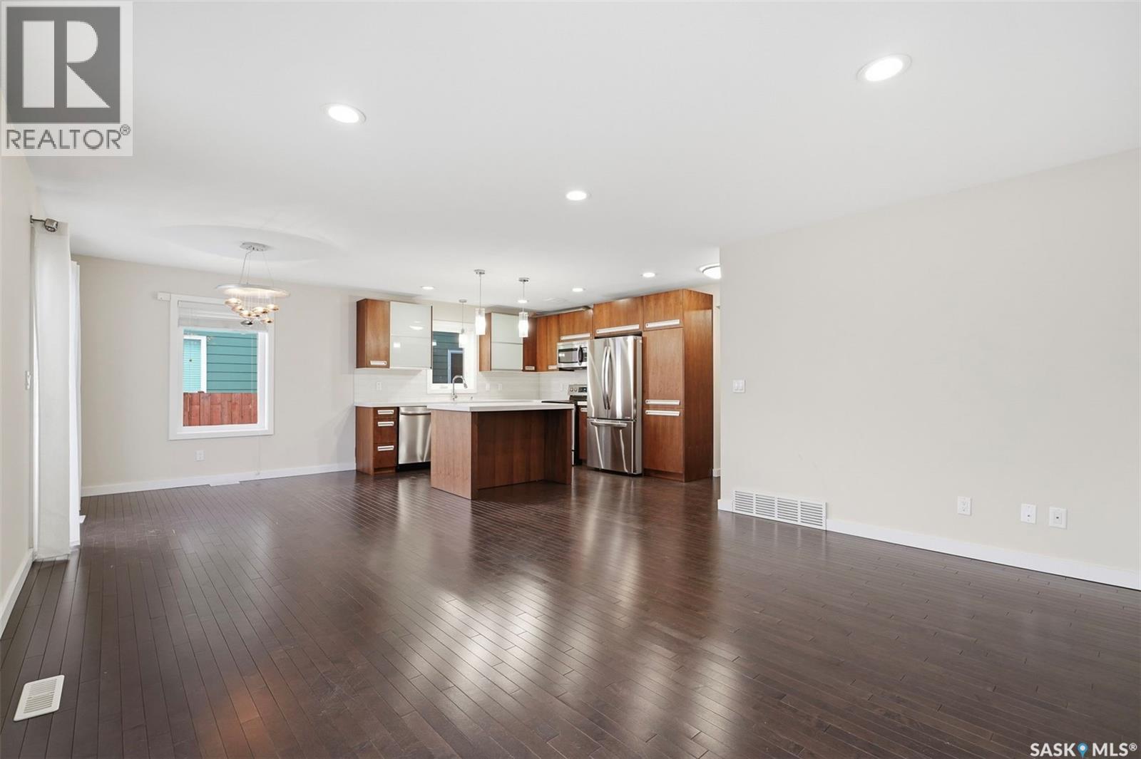 434 Pichler Crescent, Saskatoon, Saskatchewan  S7V 0H2 - Photo 5 - SK030181