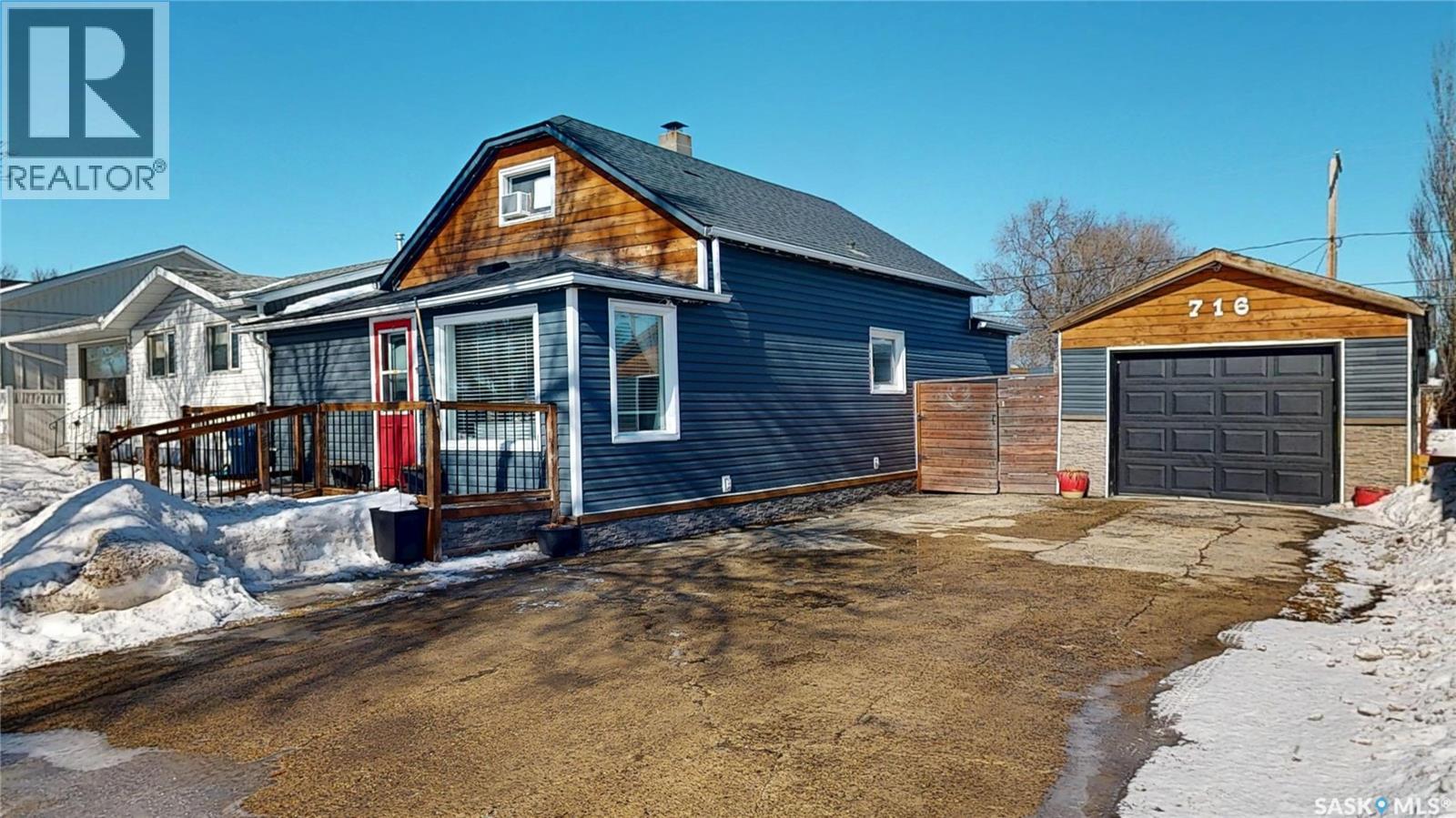 716 1st STREET, kipling, Saskatchewan