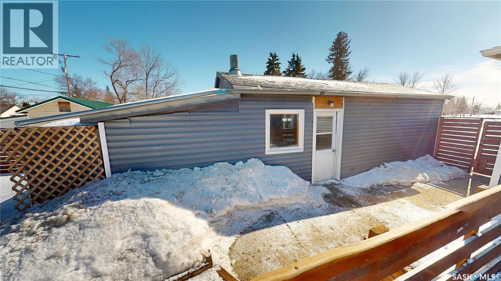 716 1st Street, Kipling, Saskatchewan  S0G 2S0 - Photo 37 - SK030141