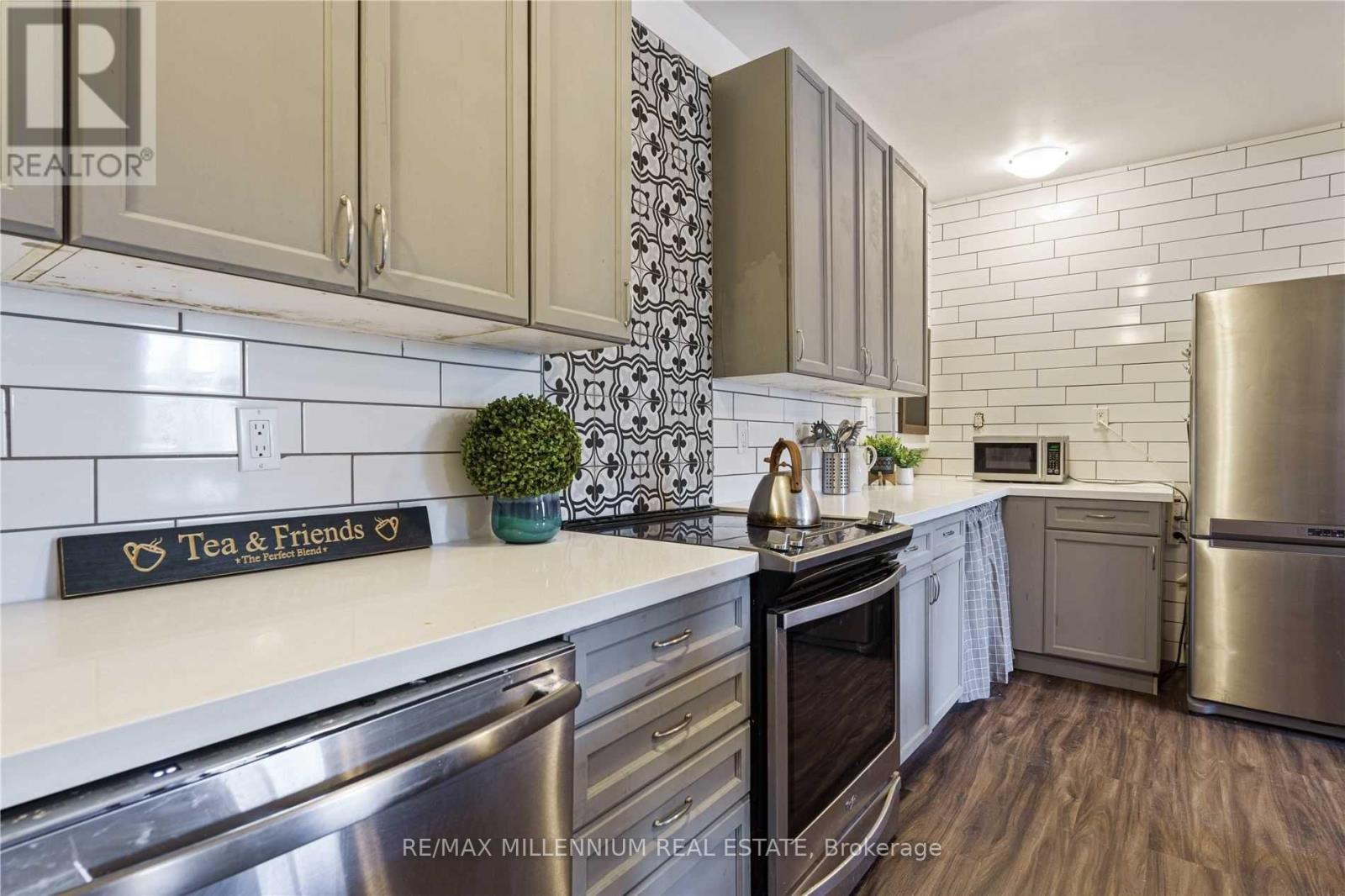 225 Grand River Avenue, Brantford, Ontario  N3T 4Y3 - Photo 13 - X12871248