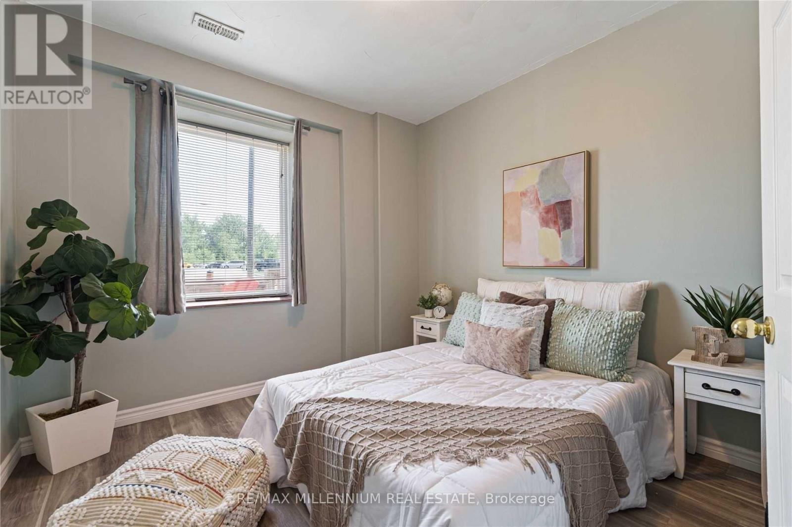 225 Grand River Avenue, Brantford, Ontario  N3T 4Y3 - Photo 15 - X12871248