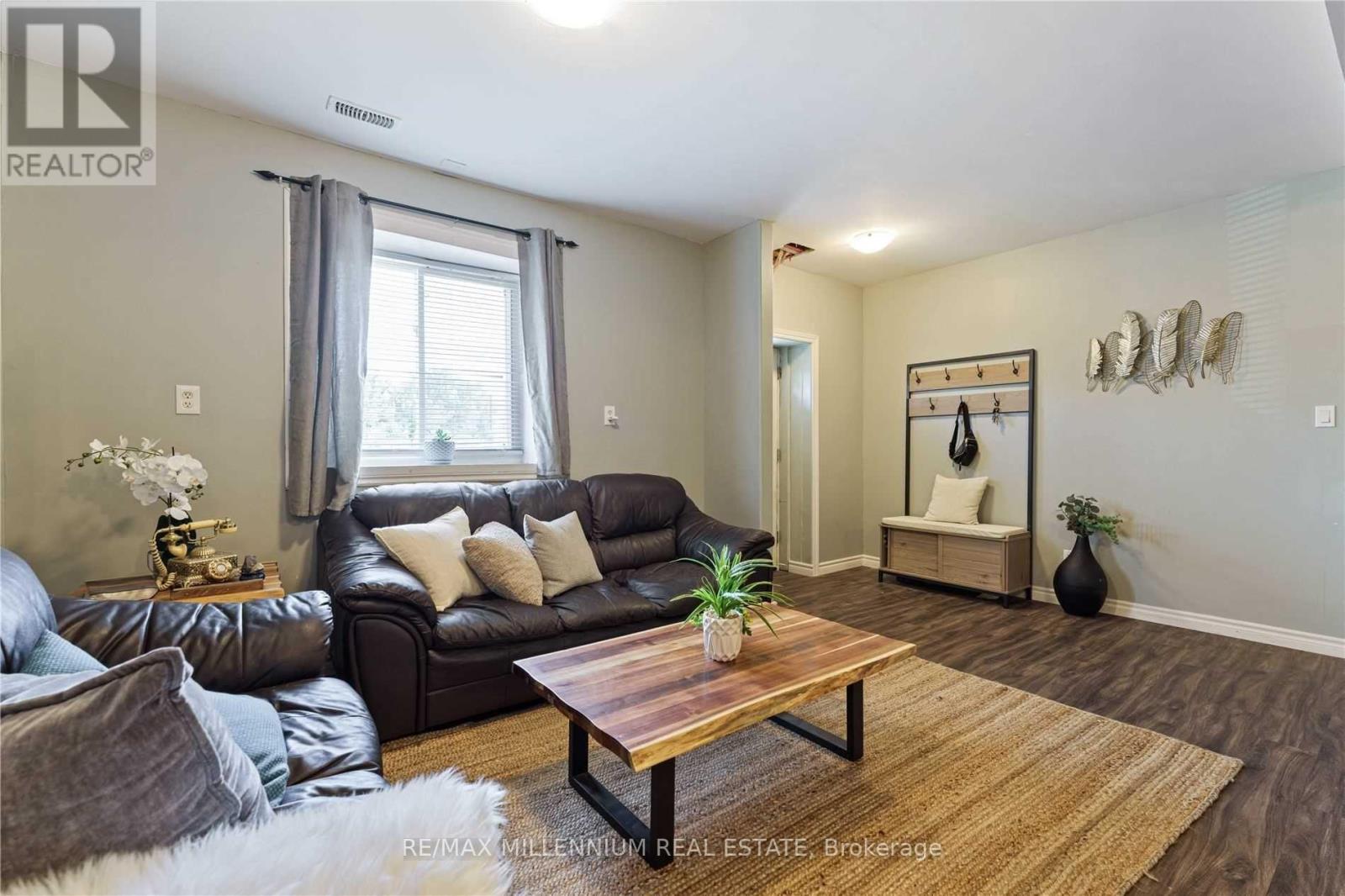 225 Grand River Avenue, Brantford, Ontario  N3T 4Y3 - Photo 6 - X12871248