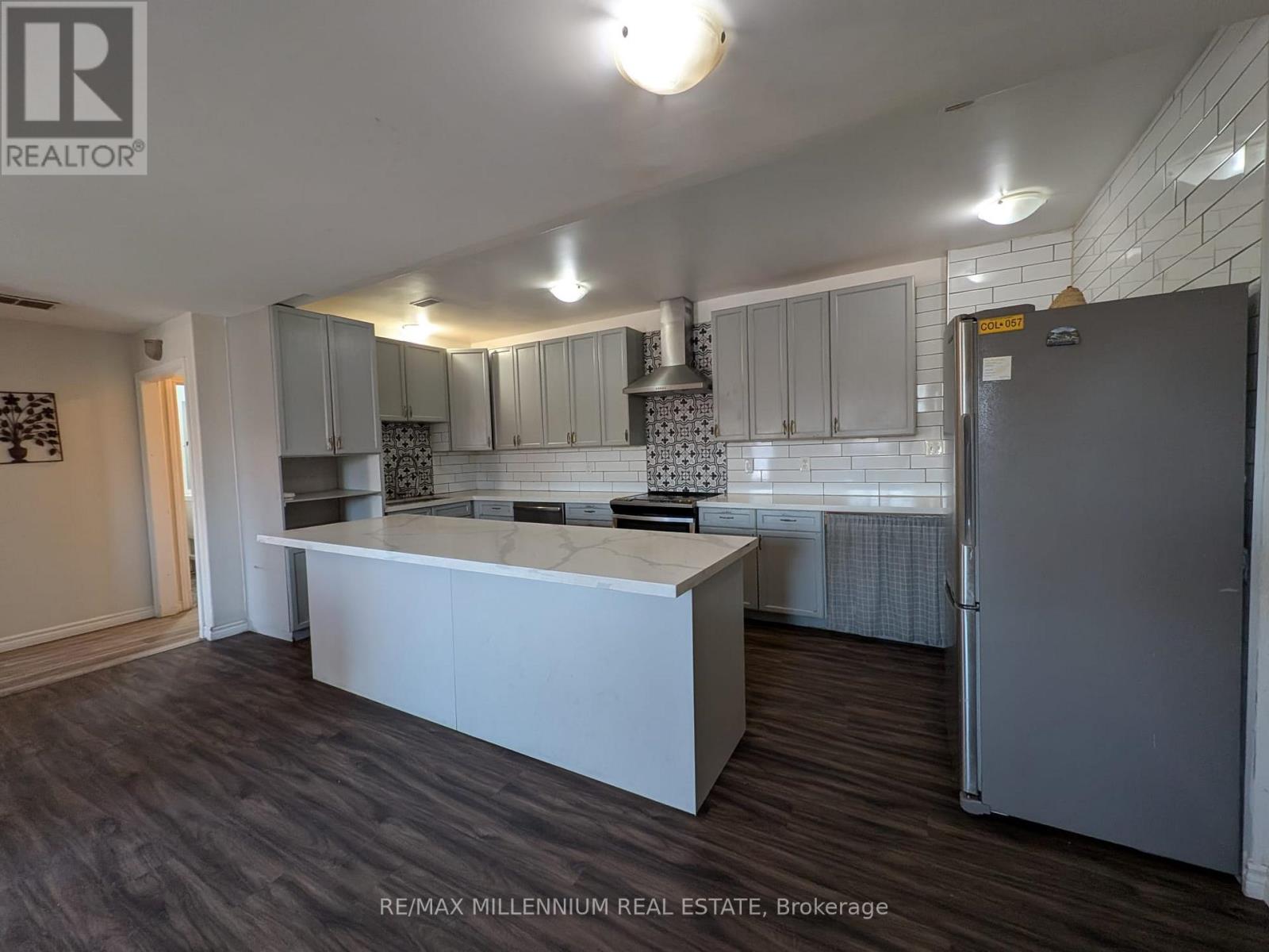 225 Grand River Avenue, Brantford, Ontario  N3T 4Y3 - Photo 9 - X12871248