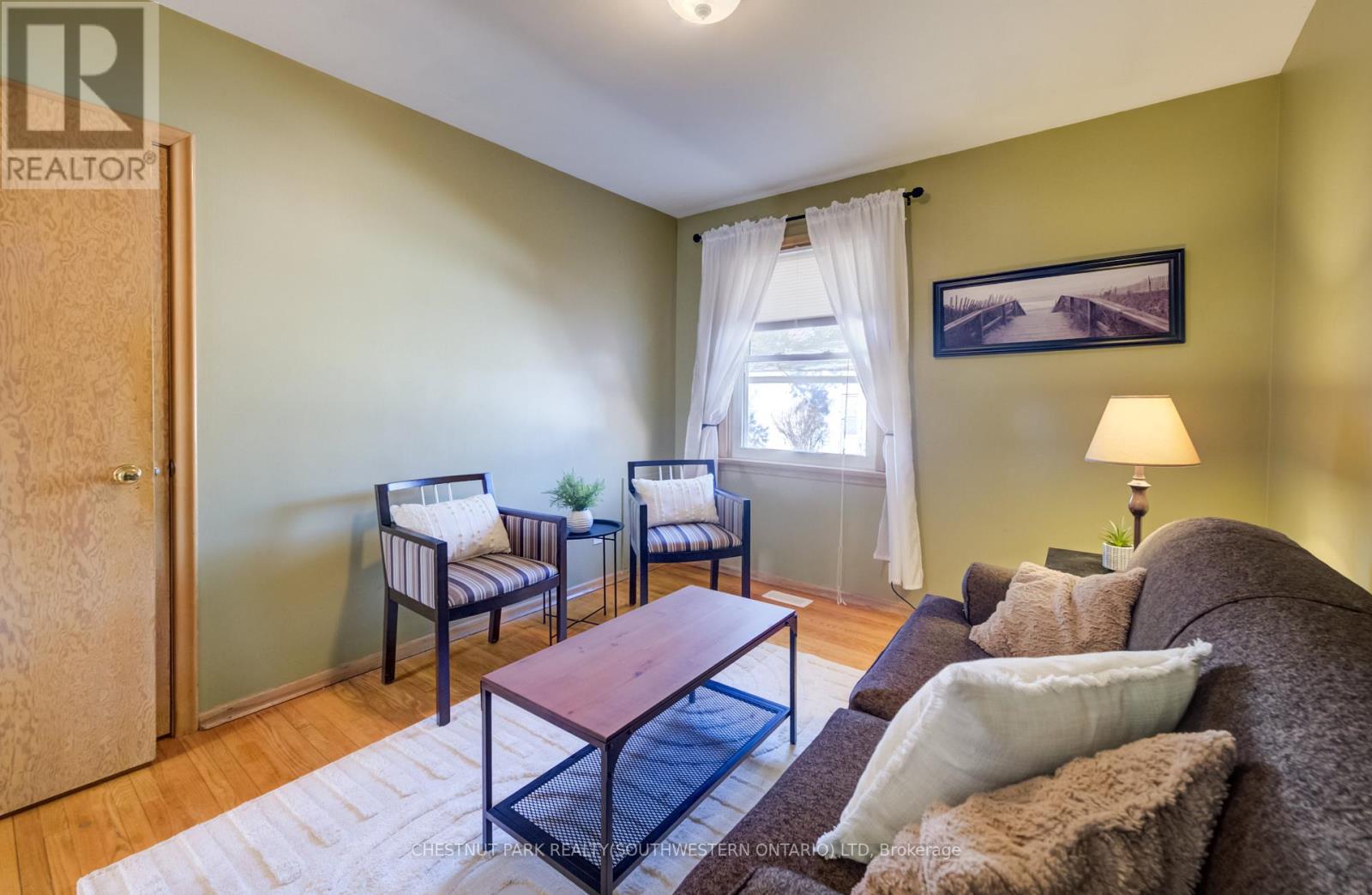 588 Krug Street, Kitchener, Ontario  N2B 1L7 - Photo 20 - X12871264