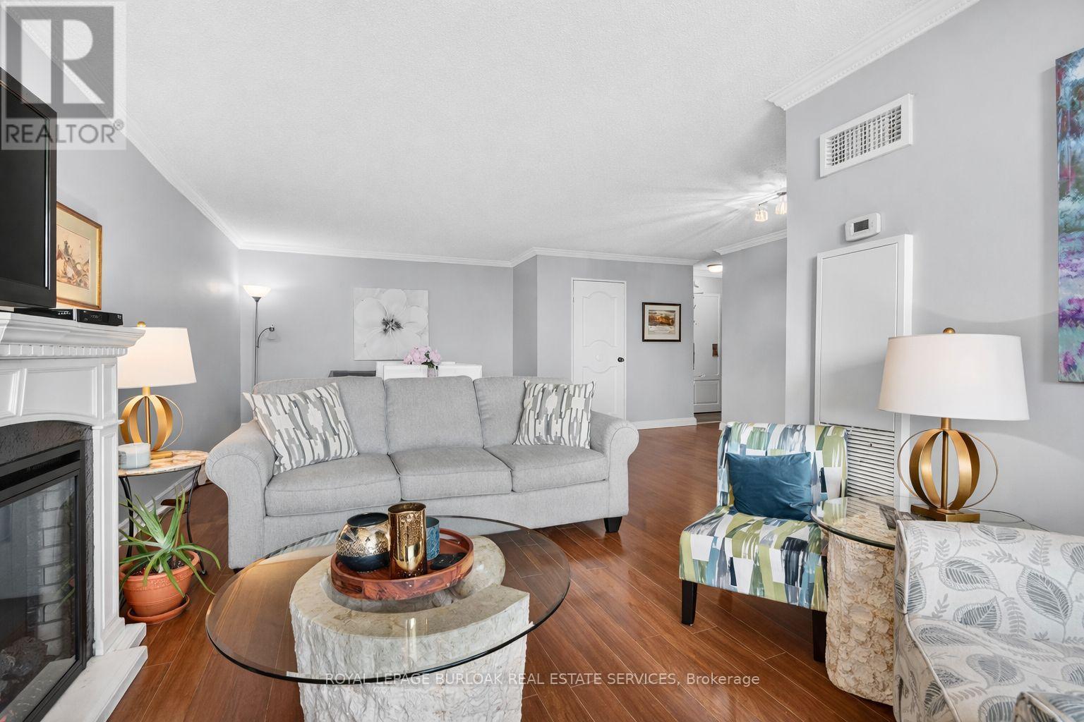 704 - 1425 Ghent Avenue, Burlington, Ontario  L7X 1S5 - Photo 8 - W12866846