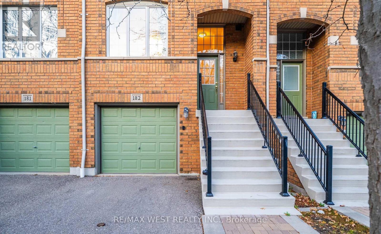 182 - 5530 Glen Erin Drive, Mississauga, Ontario  L5M 6E8 - Photo 5 - W12796648