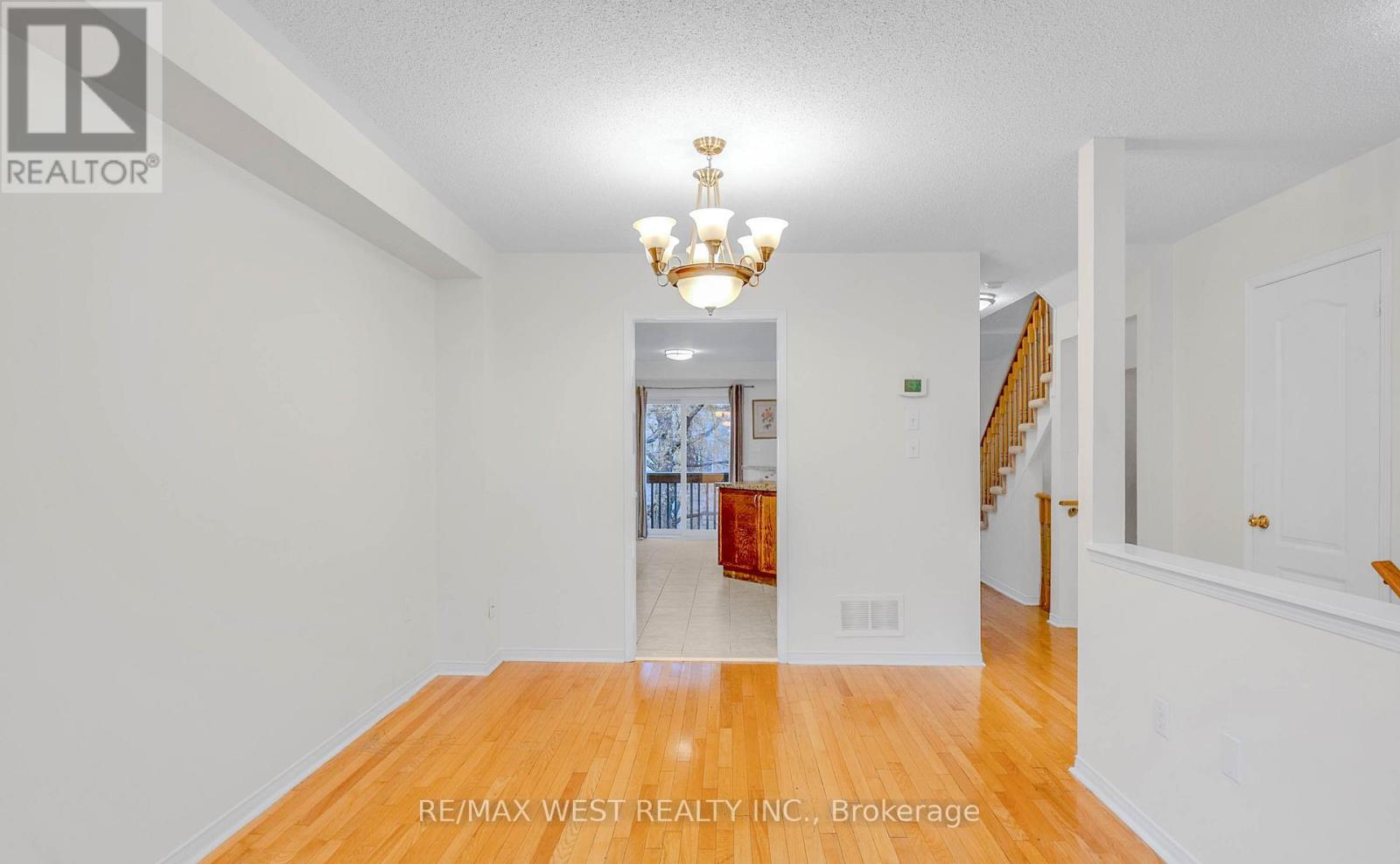 182 - 5530 Glen Erin Drive, Mississauga, Ontario  L5M 6E8 - Photo 8 - W12796648