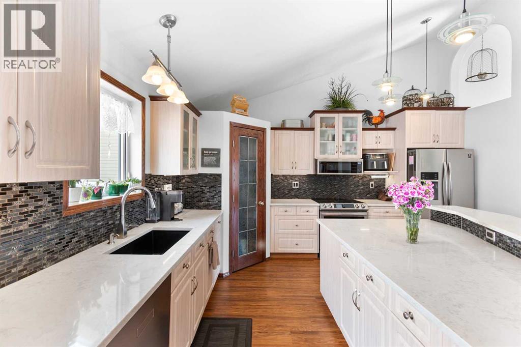 808 Stonehaven Drive, Carstairs, Alberta  T0M 0N0 - Photo 12 - A2287162