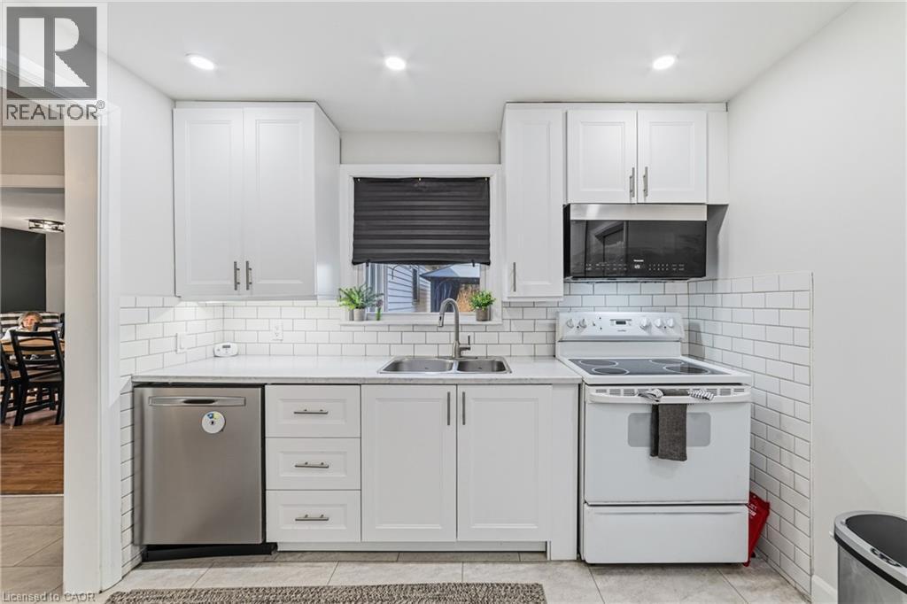 1378 Upper Wellington Street, Hamilton, Ontario  L9A 3S9 - Photo 12 - 40811355