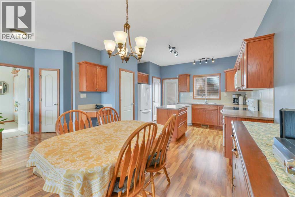 191 Inglewood Drive, Red Deer, Alberta  T4R 3S3 - Photo 8 - A2288562