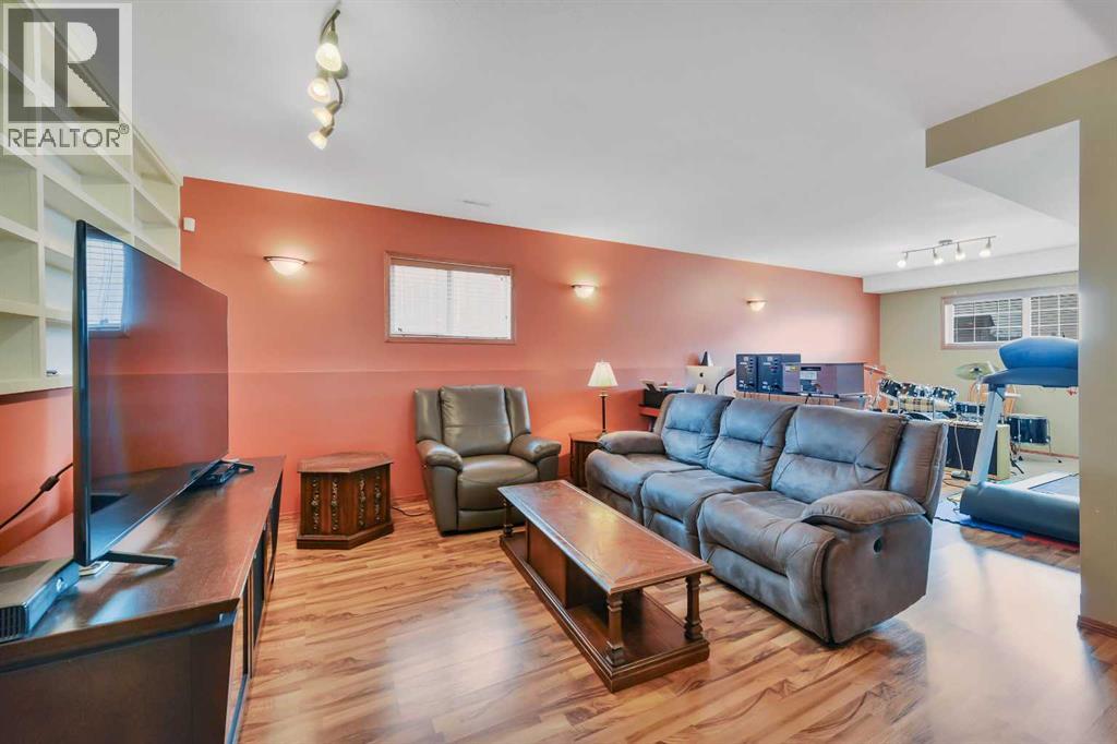 191 Inglewood Drive, Red Deer, Alberta  T4R 3S3 - Photo 24 - A2288562