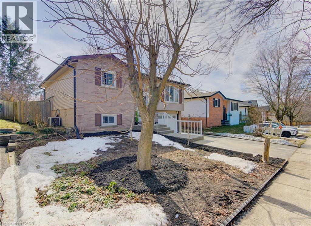 146 Wheatfield Crescent, Kitchener, Ontario  N2P 1P7 - Photo 3 - 40811193