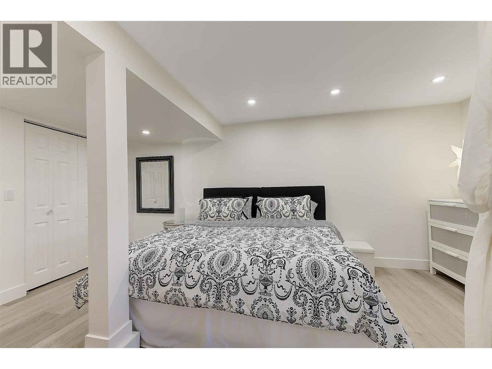 1295 Dehart Road Kelowna, BC V1W4N3_13