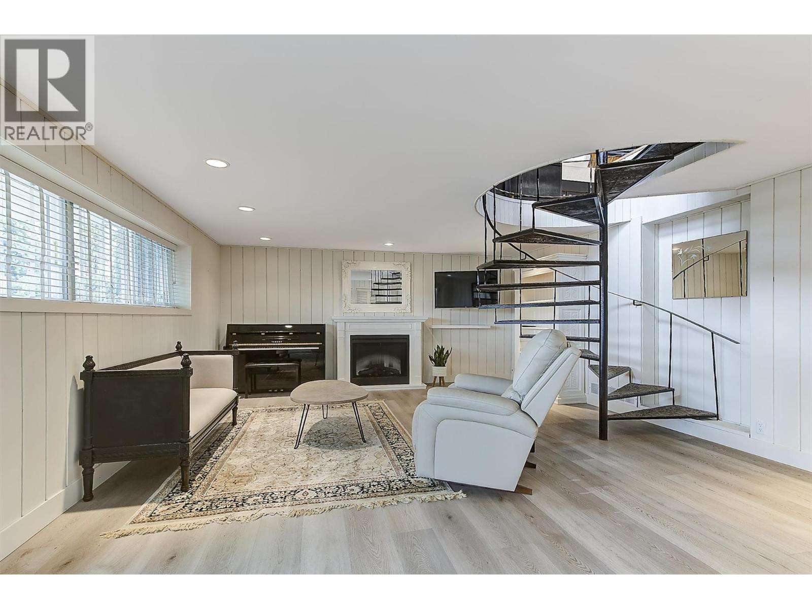 1295 Dehart Road Kelowna, BC V1W4N3_9