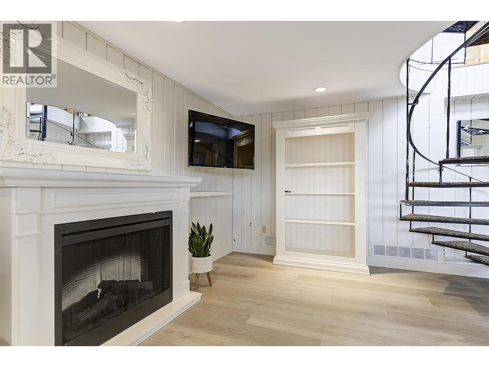 1295 Dehart Road Kelowna, BC V1W4N3_10