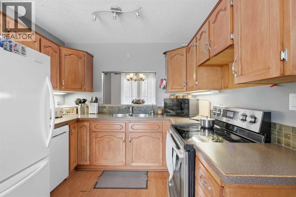 17, 2210 Oakmoor Drive Sw, Calgary, Alberta  T2V 4R4 - Photo 9 - A2285026