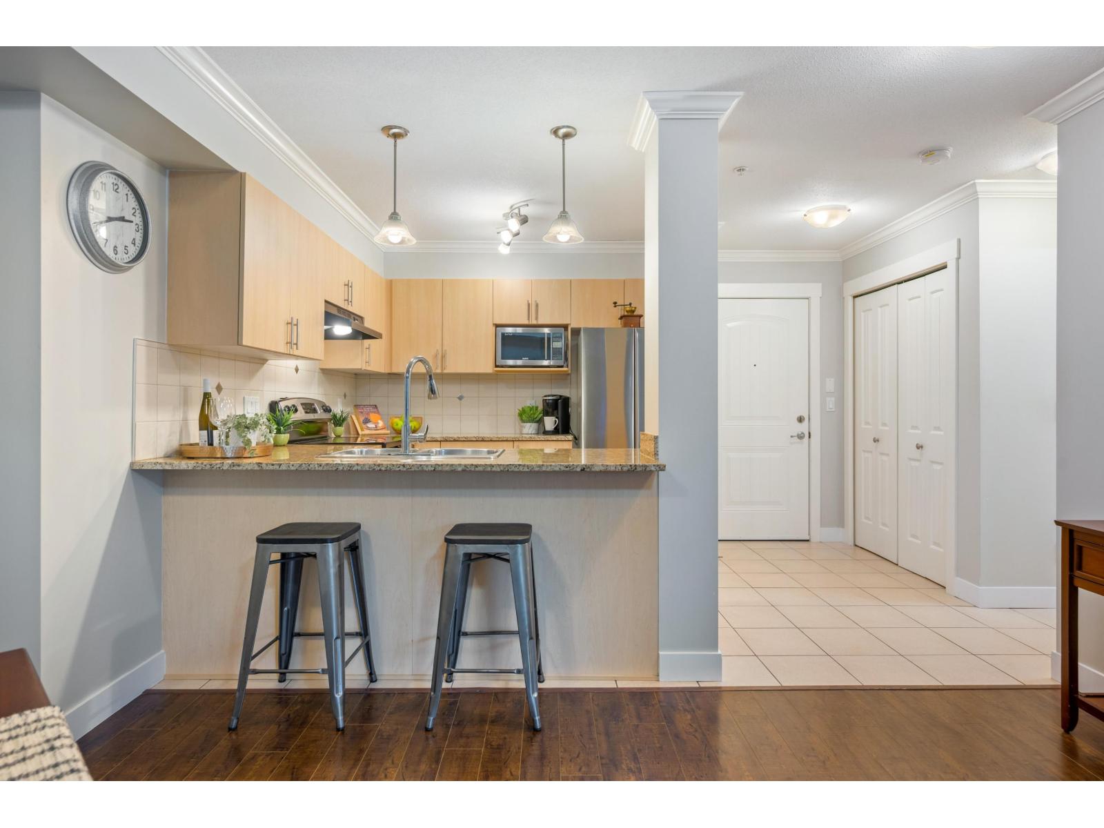 206 17769 57 Avenue, Surrey, British Columbia  V3S 1H1 - Photo 12 - R3097019