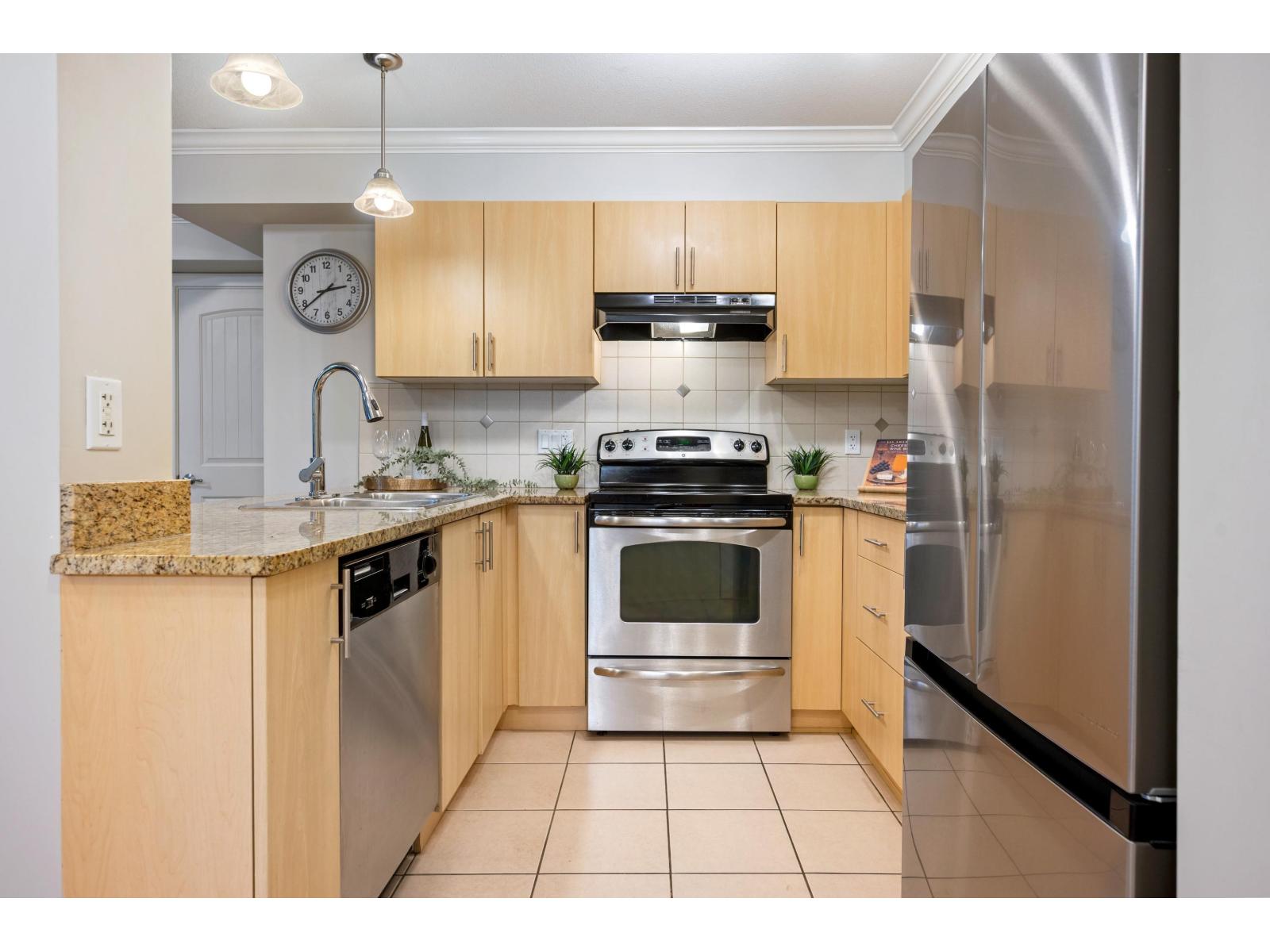 206 17769 57 Avenue, Surrey, British Columbia  V3S 1H1 - Photo 10 - R3097019