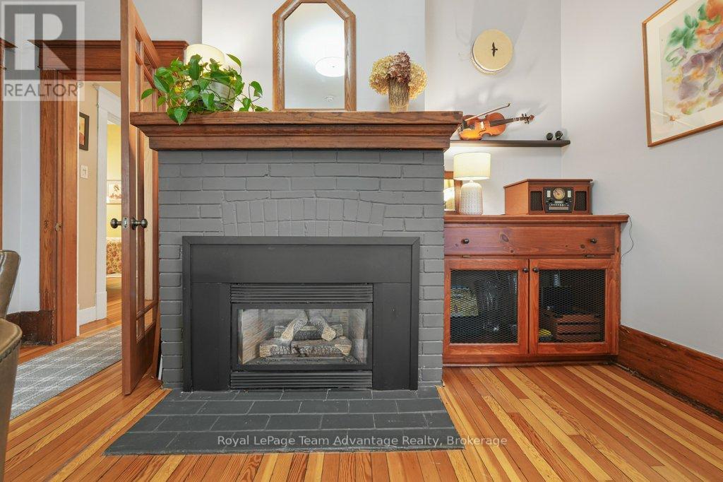 3 Belvedere Avenue, Parry Sound, Ontario  P2A 1Z8 - Photo 12 - X12609854