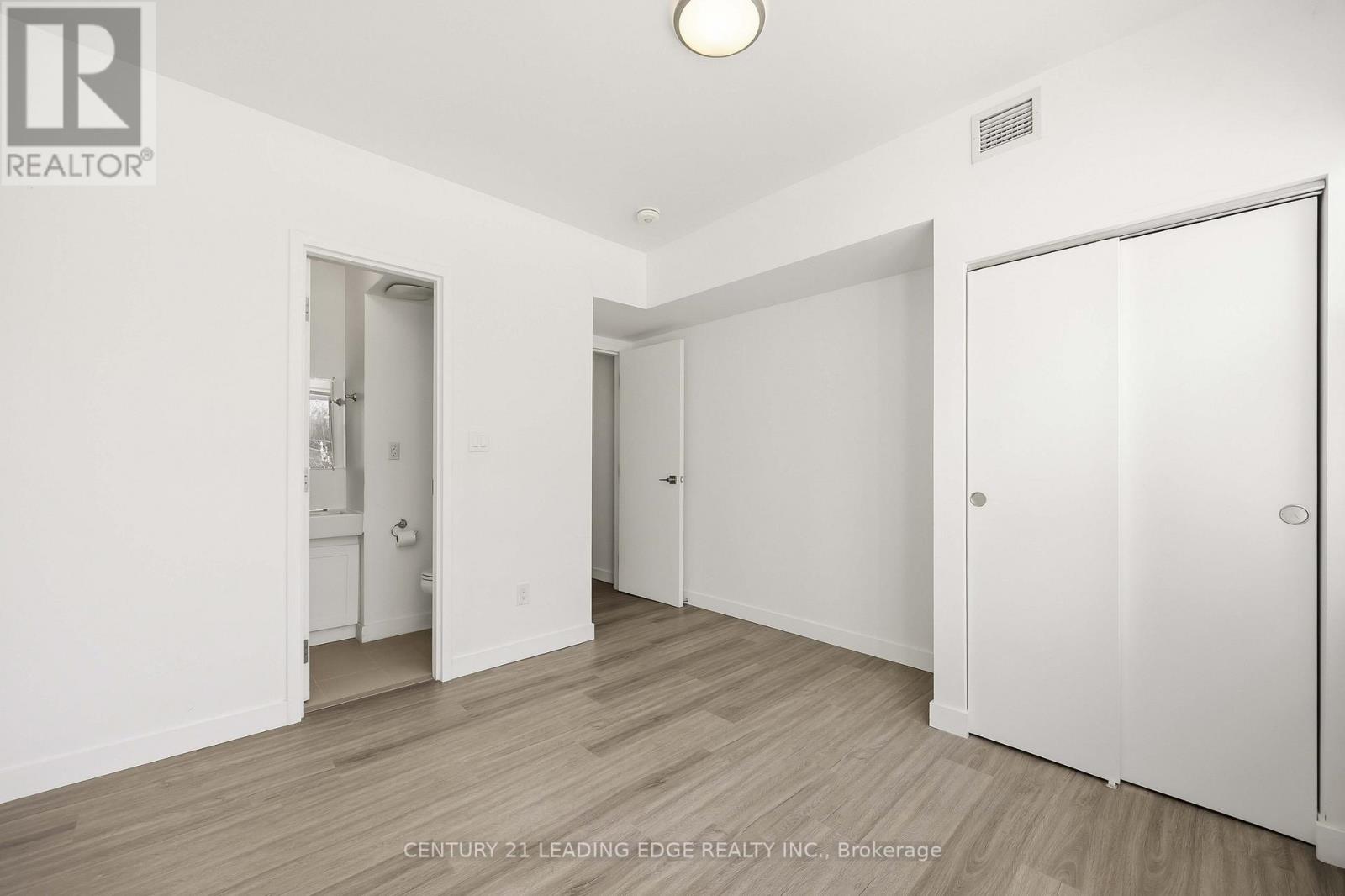 1 - 1a Leonard Avenue, Toronto, Ontario  M5T 2P8 - Photo 16 - C12854440