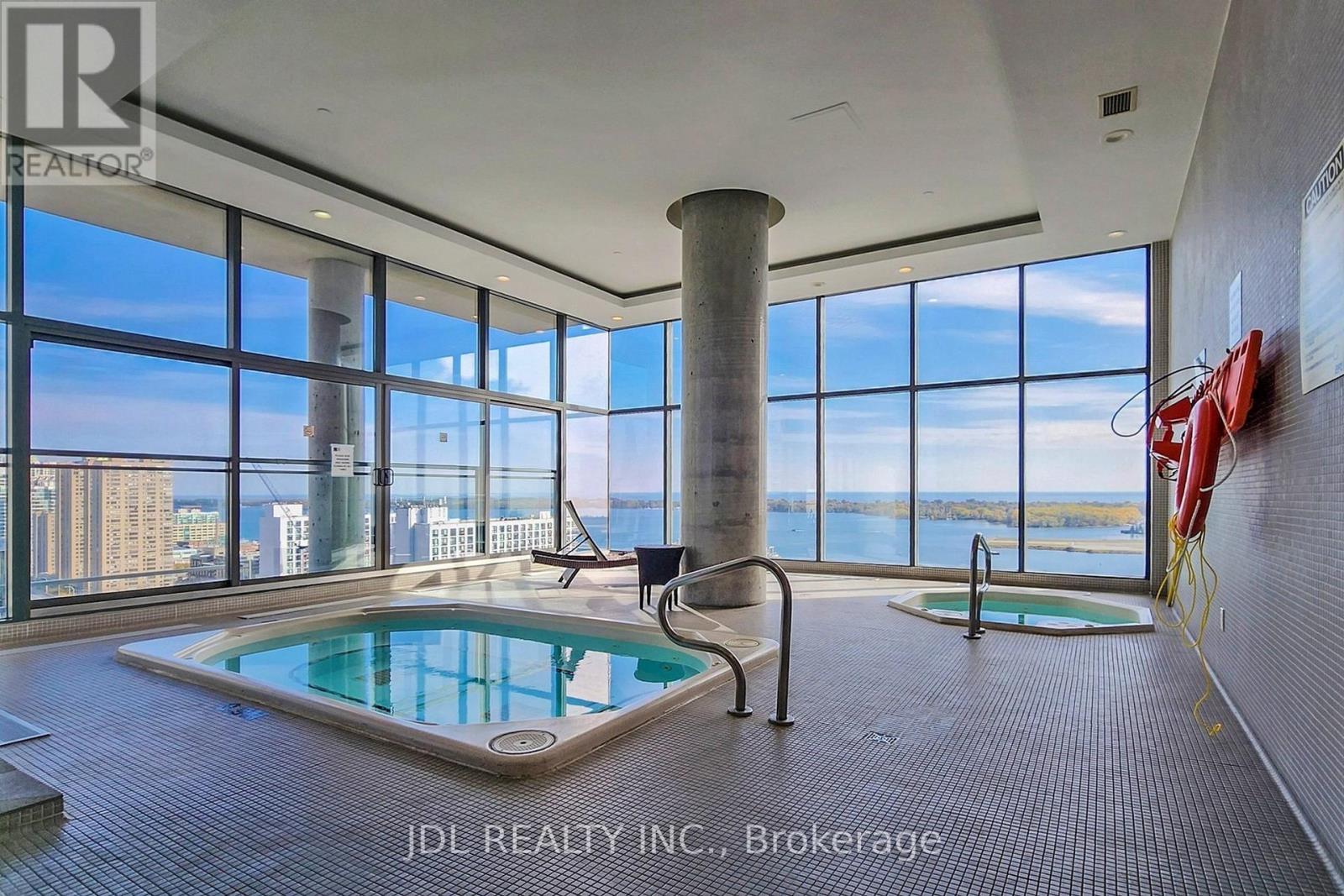 Th8 - 31 Brunel Court, Toronto, Ontario  M5V 3Y2 - Photo 25 - C12821404