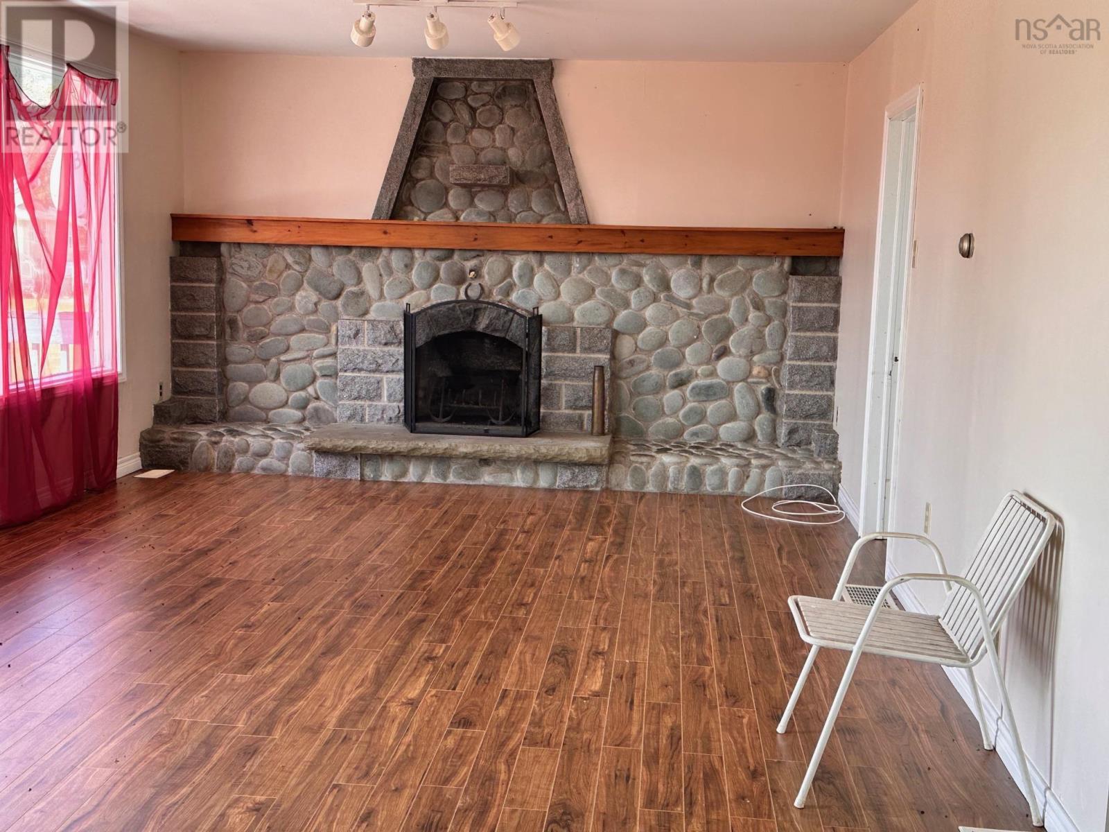 12625 Highway 215, Admiral Rock, Nova Scotia  B0N 2H0 - Photo 5 - 202604346