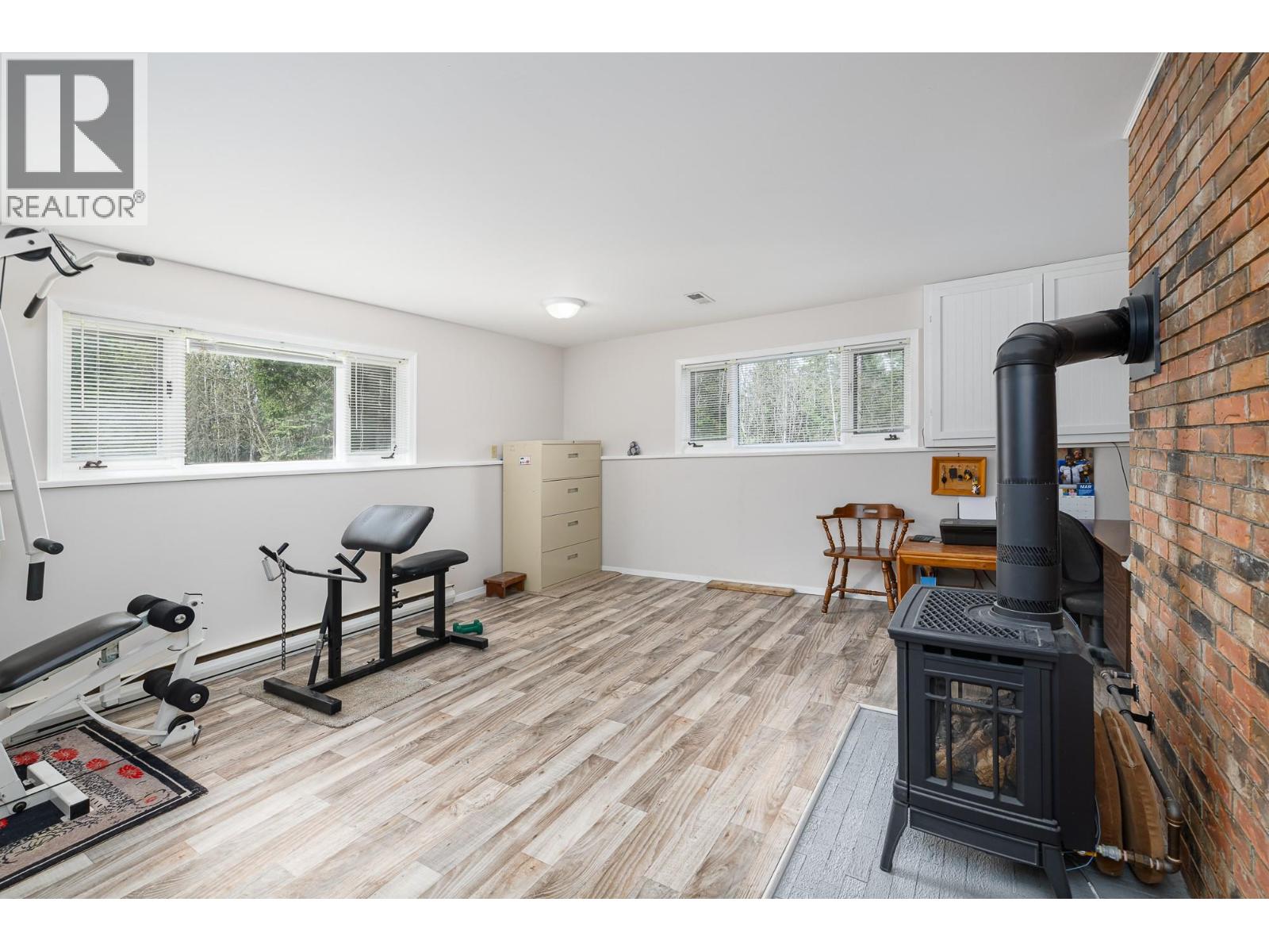 4856 32nd Street, Canyon, British Columbia  V0B 1C1 - Photo 13 - 10378434