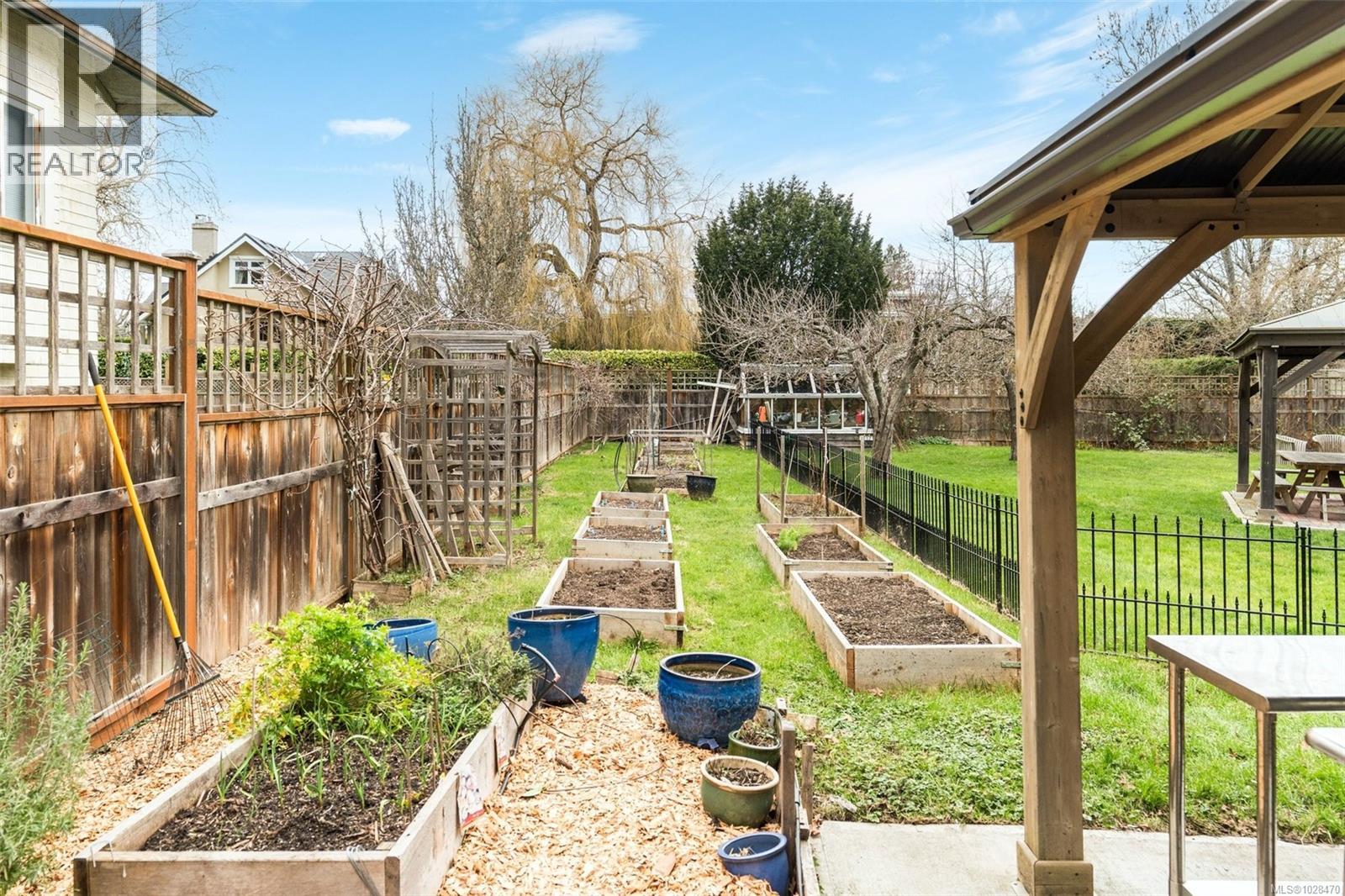 2130 Central Ave, Oak Bay, British Columbia  V8S 2R3 - Photo 13 - 1028470