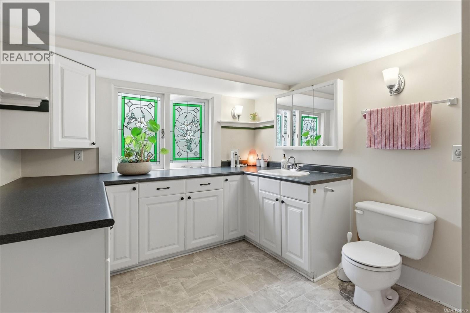 2130 Central Ave, Oak Bay, British Columbia  V8S 2R3 - Photo 79 - 1028470