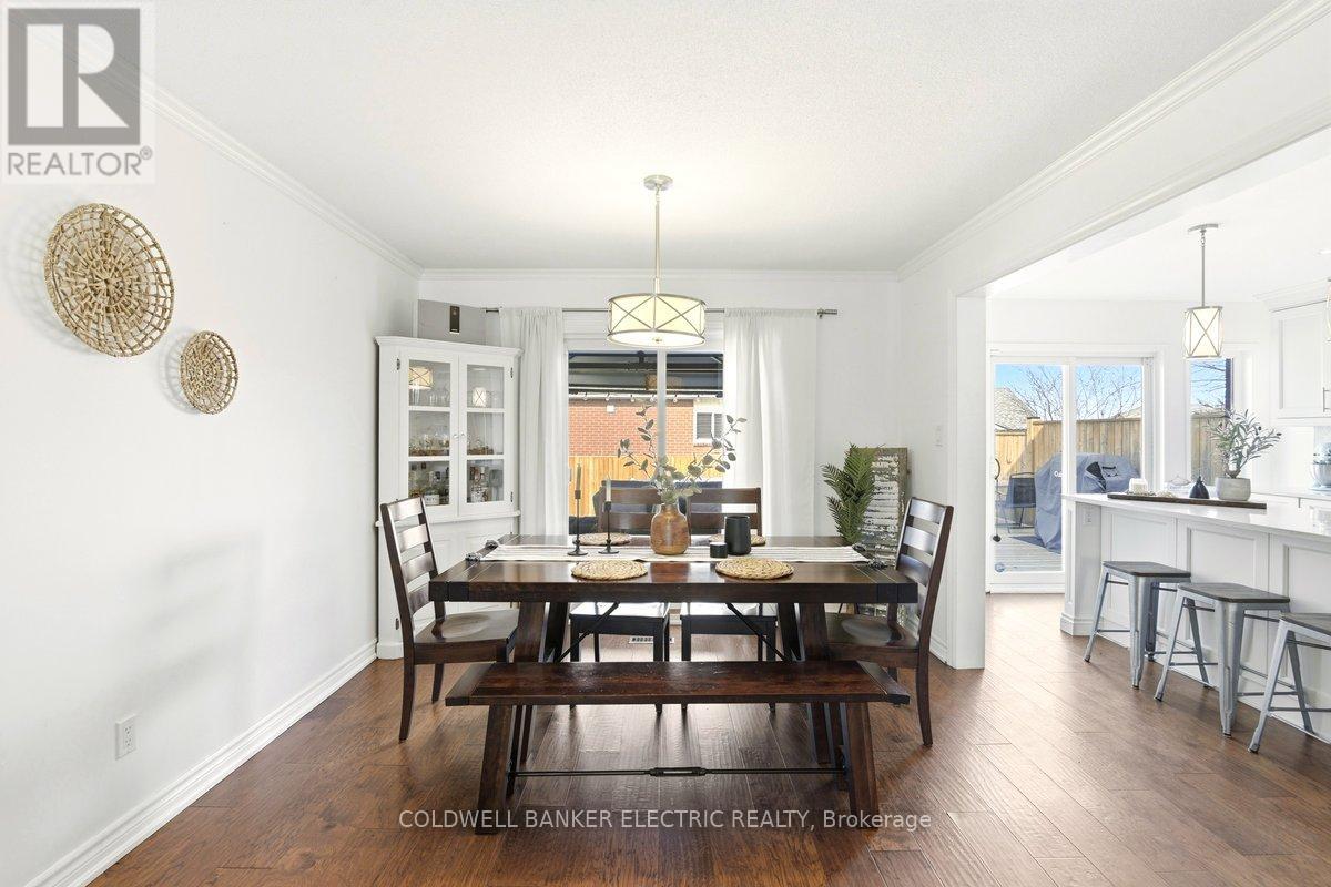 93 Farncomb Crescent, Clarington (Bowmanville), Ontario  L1C 4L9 - Photo 11 - E12871598