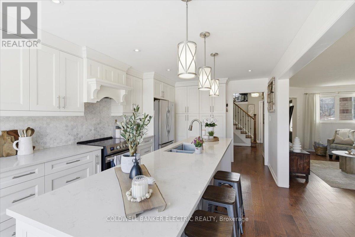 93 Farncomb Crescent, Clarington (Bowmanville), Ontario  L1C 4L9 - Photo 13 - E12871598