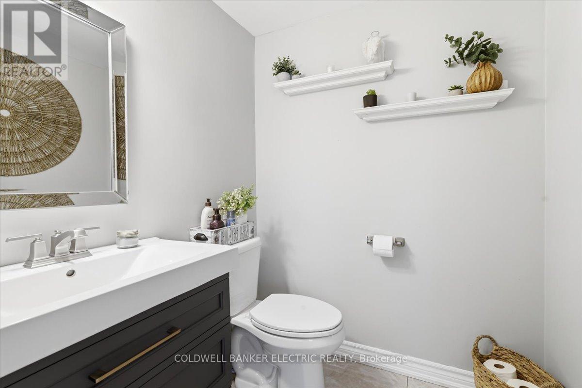 93 Farncomb Crescent, Clarington (Bowmanville), Ontario  L1C 4L9 - Photo 23 - E12871598