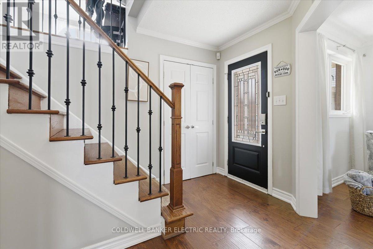 93 Farncomb Crescent, Clarington (Bowmanville), Ontario  L1C 4L9 - Photo 5 - E12871598