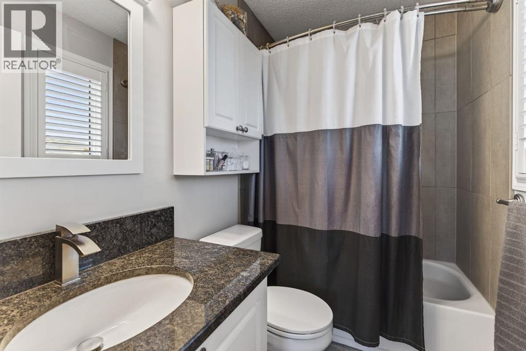 306 West Terrace Place, Cochrane, Alberta  T4C 1S3 - Photo 16 - A2291105