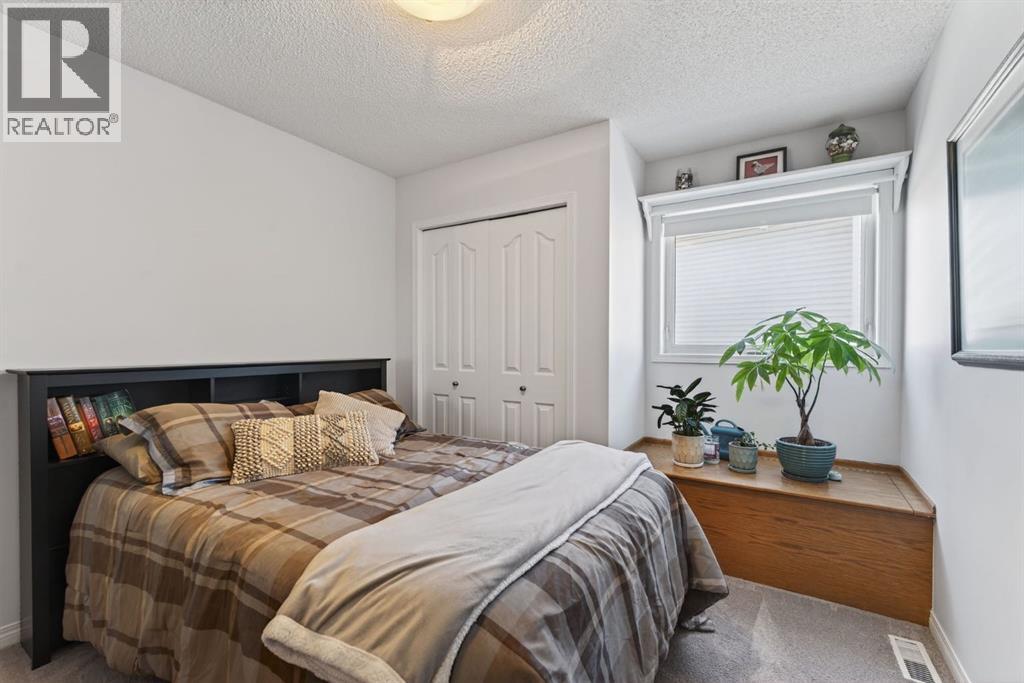 306 West Terrace Place, Cochrane, Alberta  T4C 1S3 - Photo 18 - A2291105