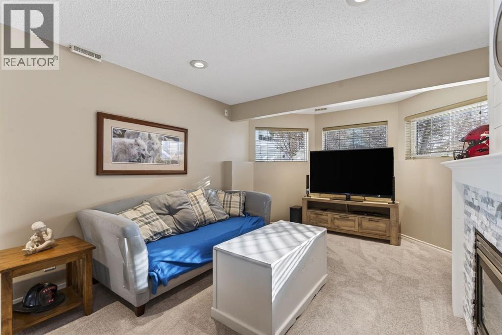 306 West Terrace Place, Cochrane, Alberta  T4C 1S3 - Photo 23 - A2291105