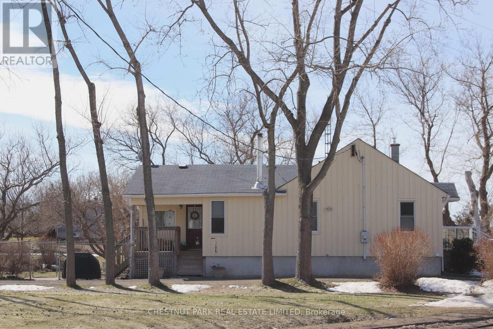 2992 County Road 10, Prince Edward County, Ontario  K0K 2P0 - Photo 2 - X12871406