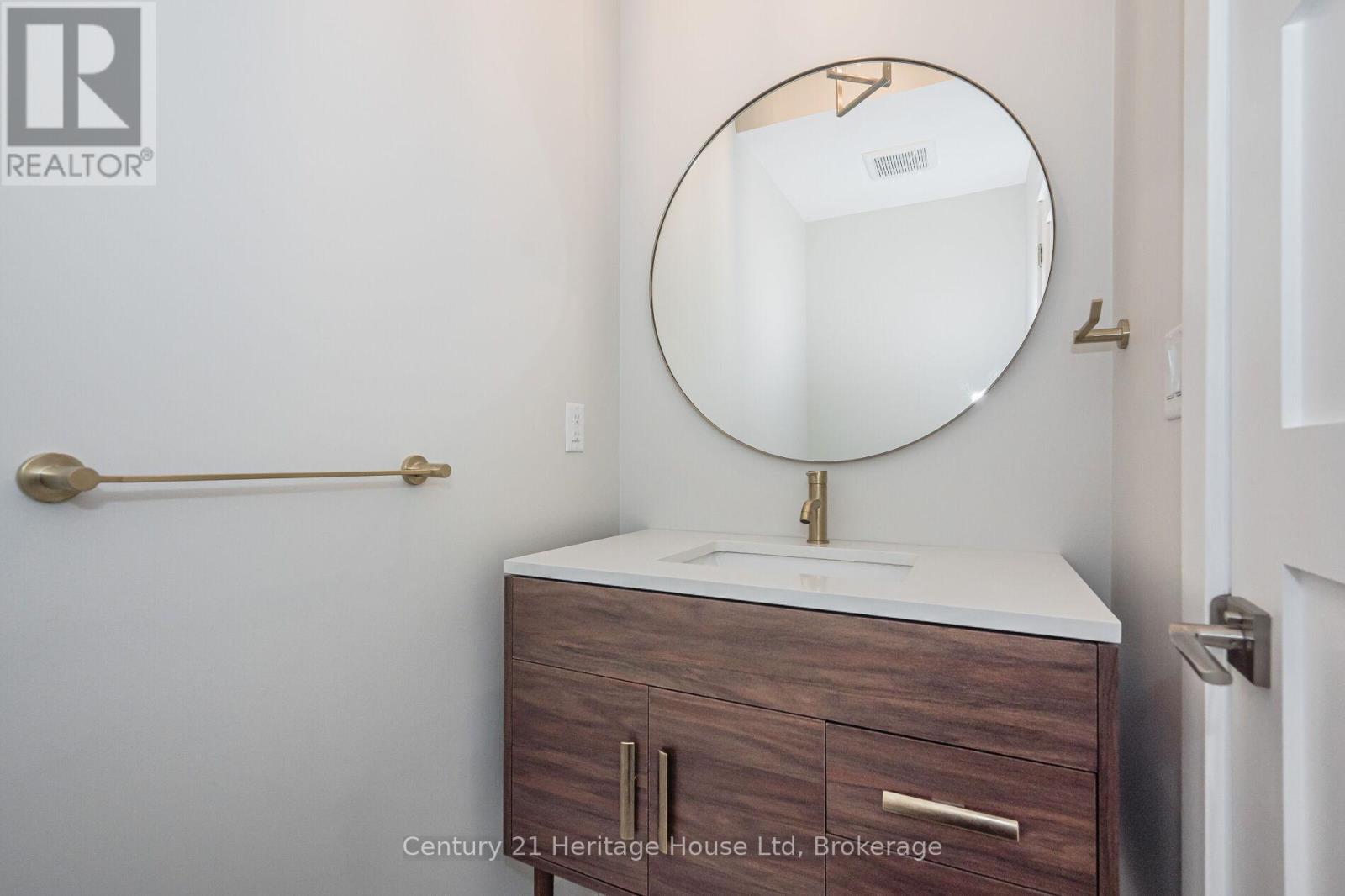 226 Exhibition Street, Guelph, Ontario  N1H 4R5 - Photo 24 - X12871398