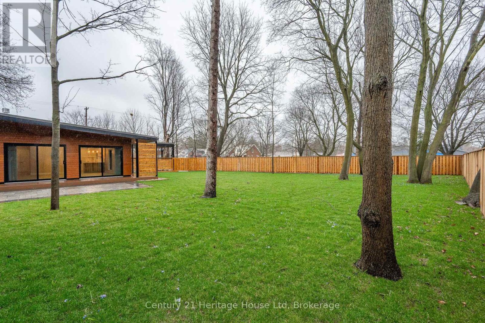 226 Exhibition Street, Guelph, Ontario  N1H 4R5 - Photo 42 - X12871398