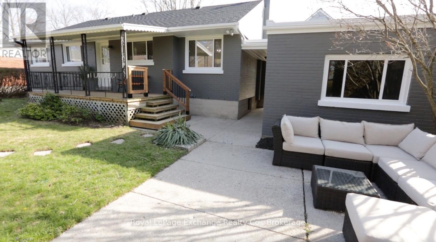 219 Kingsway Street, Kincardine, Ontario  N2Z 1G2 - Photo 12 - X12871462