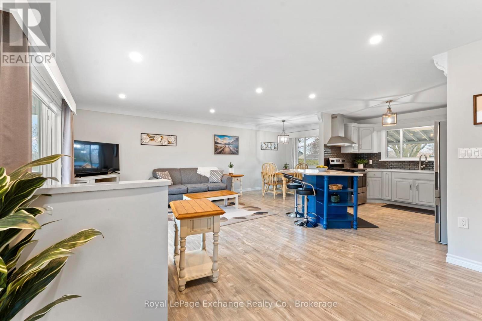 219 Kingsway Street, Kincardine, Ontario  N2Z 1G2 - Photo 15 - X12871462