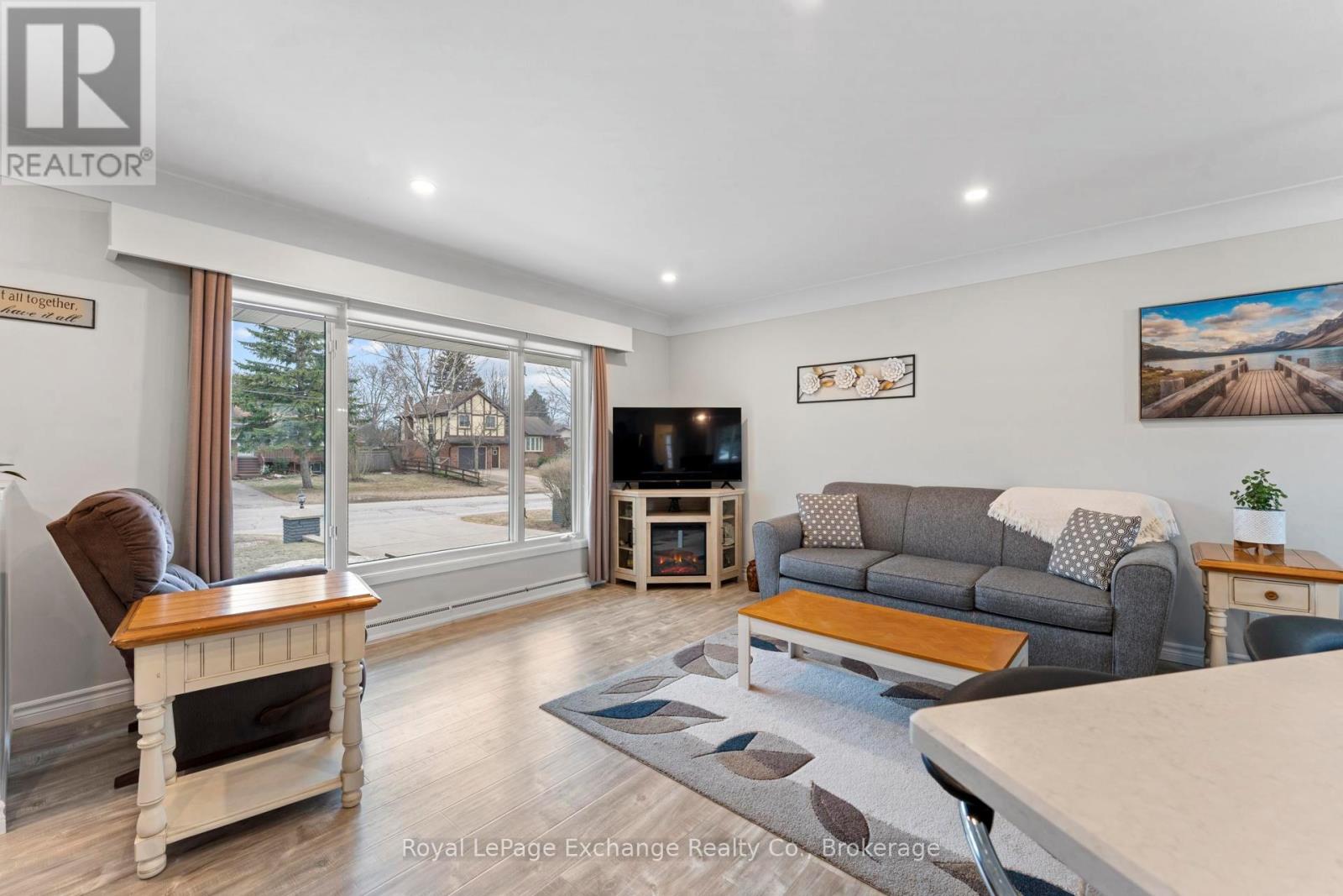 219 Kingsway Street, Kincardine, Ontario  N2Z 1G2 - Photo 17 - X12871462