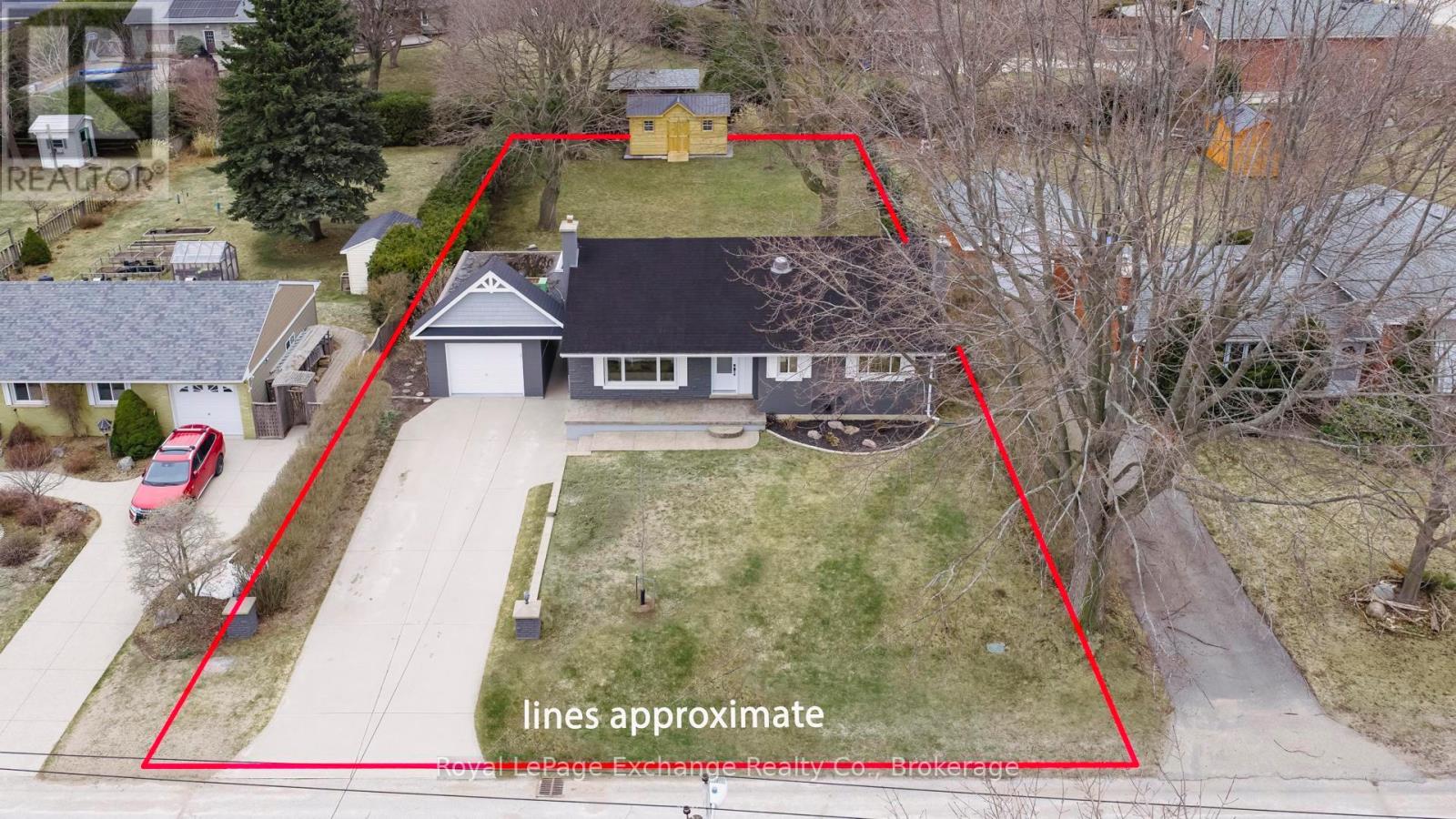 219 Kingsway Street, Kincardine, Ontario  N2Z 1G2 - Photo 2 - X12871462