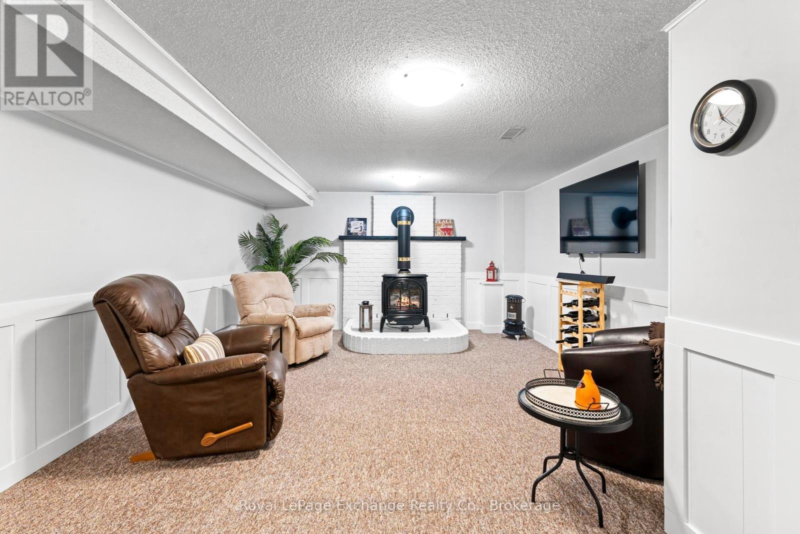 219 Kingsway Street, Kincardine, Ontario  N2Z 1G2 - Photo 33 - X12871462